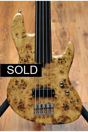 Maruszczyk Elwood L5p 24 Poplar Eye Fretless Maruszczyk Elwood L5p 24 Poplar Eye Fretless
